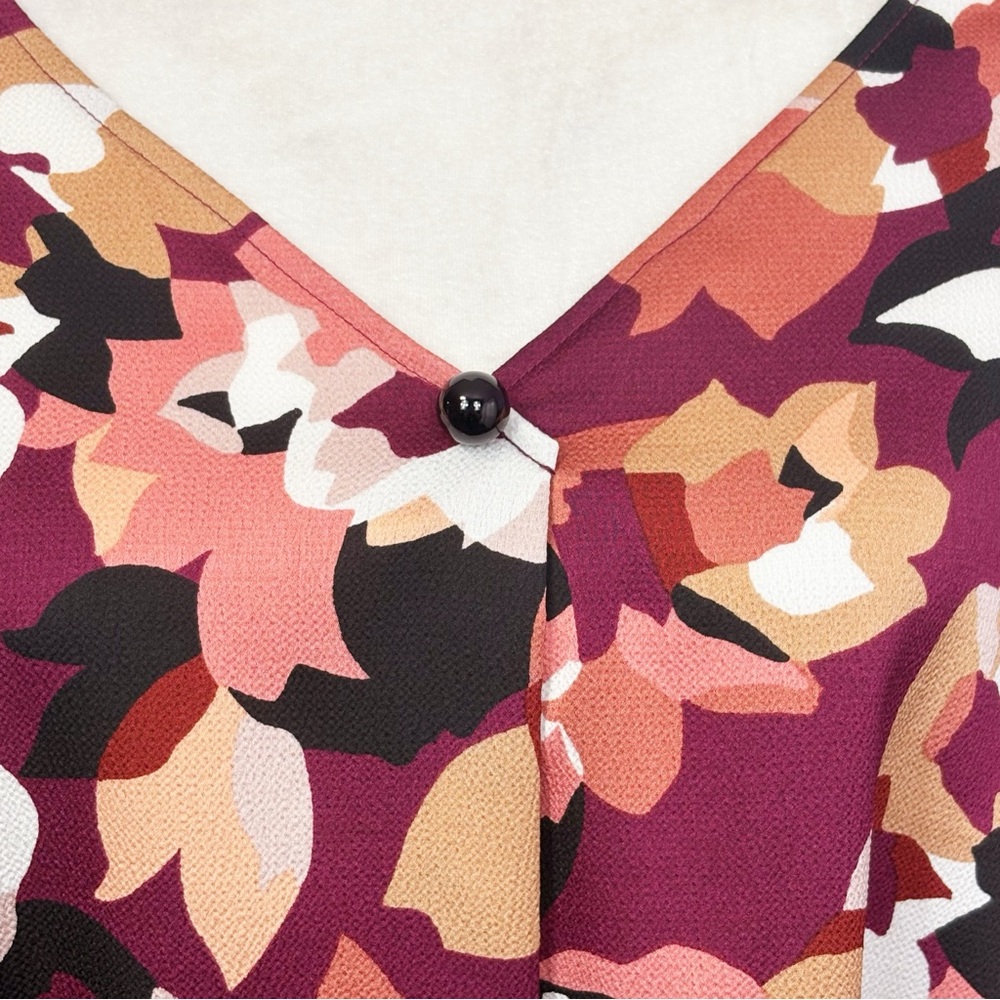 NWT Bar III Burgundy Red Abstract Floral Long Sleeve Blouse 2X - Picture 3 of 16